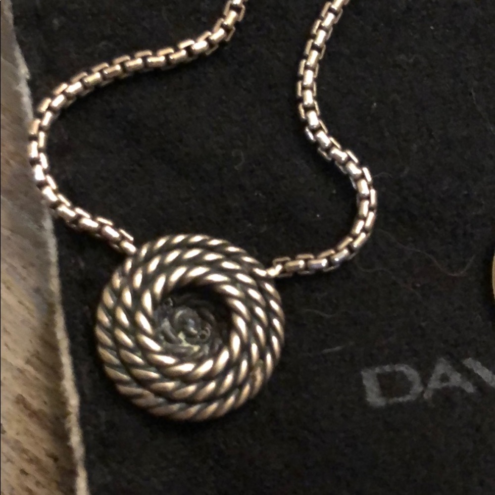 Sold David Yurman cable coil pendant w/diamonds - Picture 6 of 8